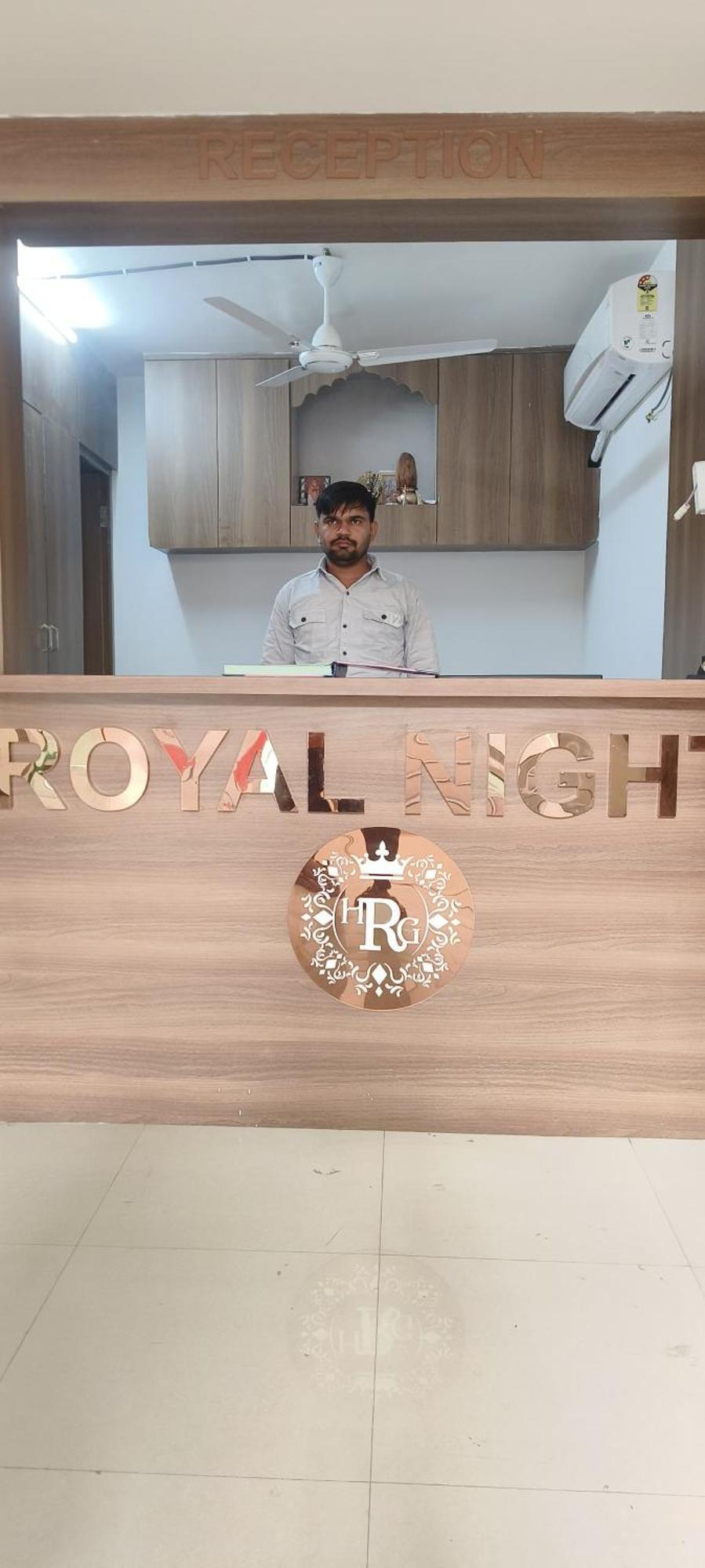Hotel Royal Night Daman Dış mekan fotoğraf